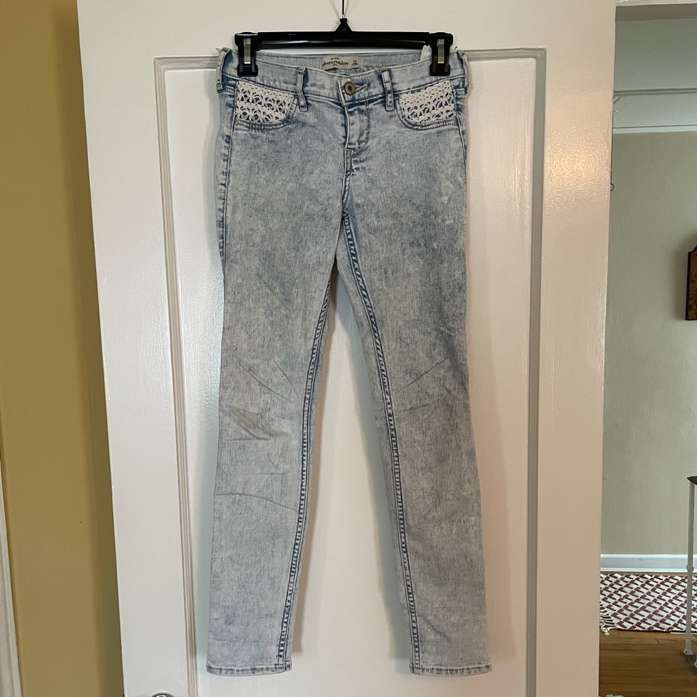 Light wash Abercrombie kids jeans